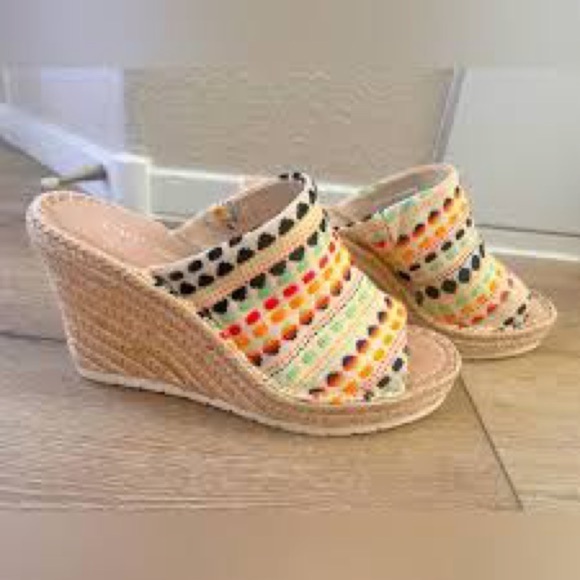 TOMS Monica Mule Embroidered BOHO Espadrilles. - Picture 9 of 9